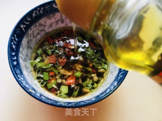 凉拌蕨根粉的做法步调：6