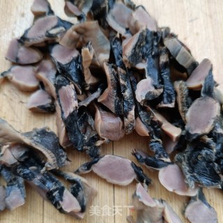 蒜苔炒鸡胗的做法步调：6