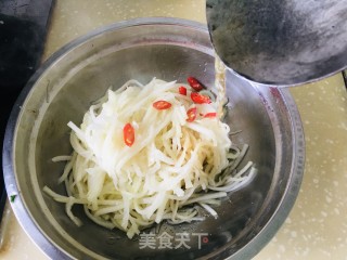 凉拌苤蓝的做法步调：8
