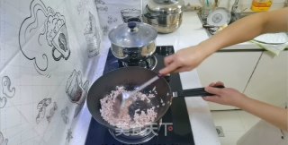 老北京炸酱里的做法步调：4