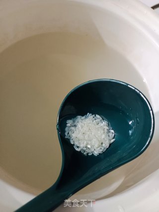 虾仁蔬菜粥的做法步调：2