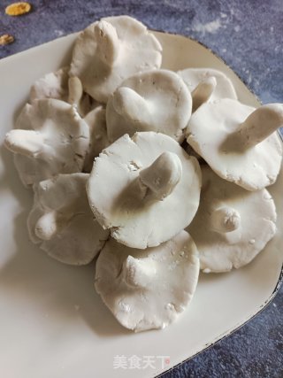 坐夏羹的做法步调：3