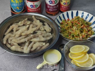 柠檬泡椒凤爪的做法步调：4