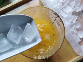 凤梨百喷鼻果汁的做法步调：7