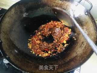 喷鼻菇酱的做法步调：9