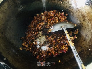 喷鼻菇酱的做法步调：15