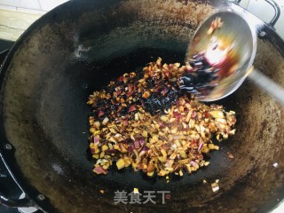 喷鼻菇酱的做法步调：12