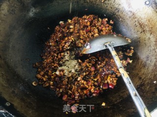 喷鼻菇酱的做法步调：14