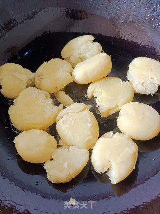 喷鼻煎土豆的做法步调：4