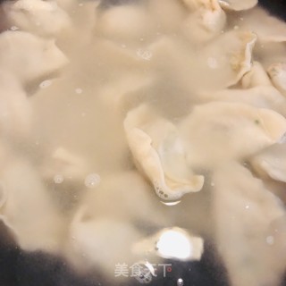 芹菜火饺的做法步调：13