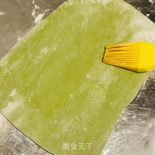 小利剑菜火饺的做法步调：12
