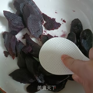 紫薯小丸子的做法步调：3
