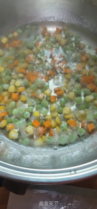 虾仁蛋炒饭的做法步调：2