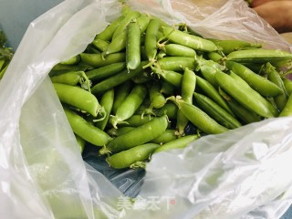 利剑火煮豌豆荚的做法步调：1
