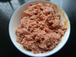 胡萝卜猪肉火饺的做法步调：4