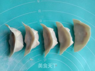 胡萝卜猪肉火饺的做法步调：6