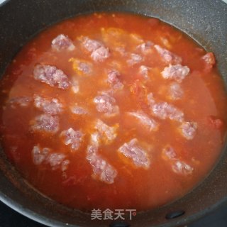 虾皮肉丸番茄汤的做法步调：17