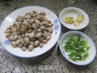 葱姜利剑瓜子的做法步调：1