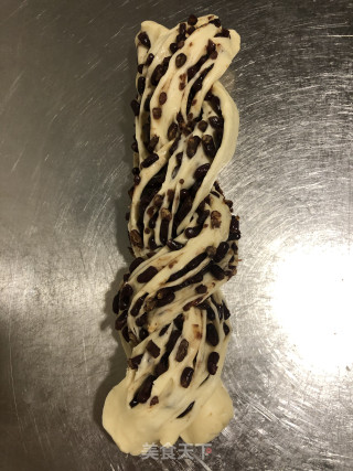 蜜豆麻花里包的做法步伐
：10