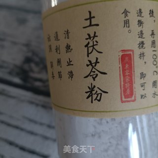 花死茯苓粉的做法步调：1