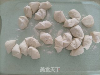 番茄鸡肉火饺的做法步调：12