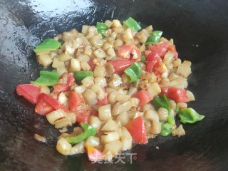 番茄青椒炒茄丁的做法步调：7