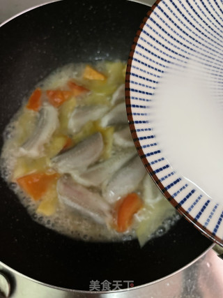 番茄咸菜豆腐鱼的做法步伐
：11