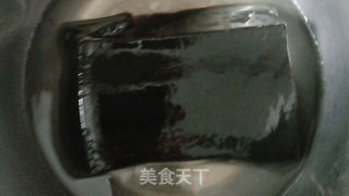 白豆烧仙草奶茶的做法步调：3