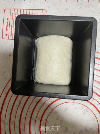 圆形死吐司里包的做法步调：15