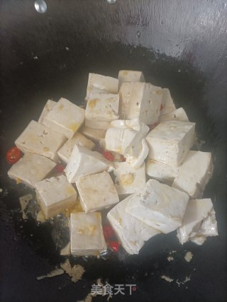 韭菜豆腐的做法步调：7