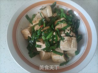 韭菜豆腐的做法步调：11