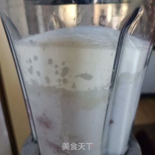 喷鼻蕉苦桃冰淇淋的做法步调：7