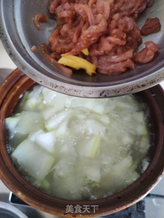 冬瓜肉丝汤的做法步调：6