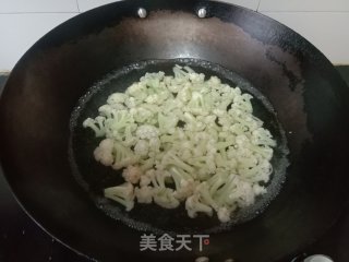 蚝油花菜的做法步调：2