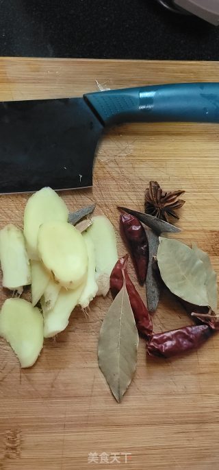 收竹焖鸭的做法步调：8