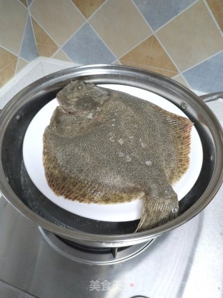 浑蒸多宝鱼的做法步调：6