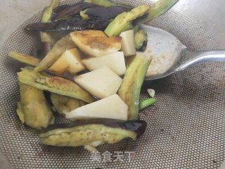 家常炖茄子的做法步调：4