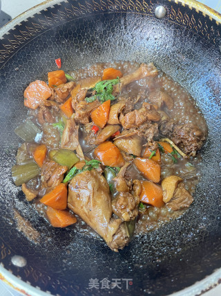 鸭腿烧胡萝卜的做法步调：10