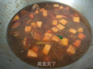 菠萝白薯鸡翅的做法步调：10