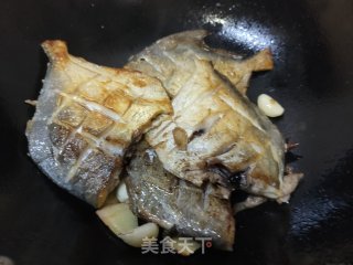 白烧小仄鱼的做法步调：9