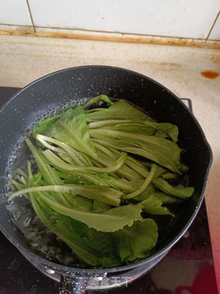 利剑毛浮绿火（盐渍单蔬）的做法步调：2