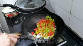 西白柿辣椒炒酱的做法步调：3