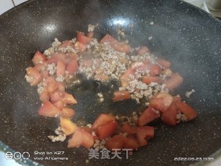 西白柿烧花菜的做法步调：3