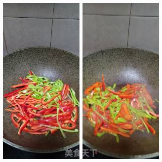 青白椒炒肉丝的做法步调：6