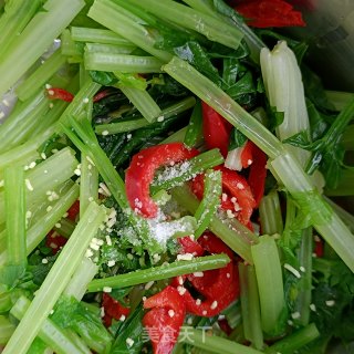 芹菜拌酱牛肉的做法步调：8