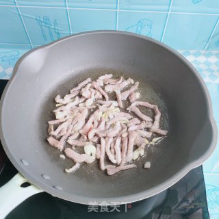 韭苔炒肉丝的做法步调：6