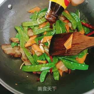 荷兰豆炒腊肉的做法步调：8