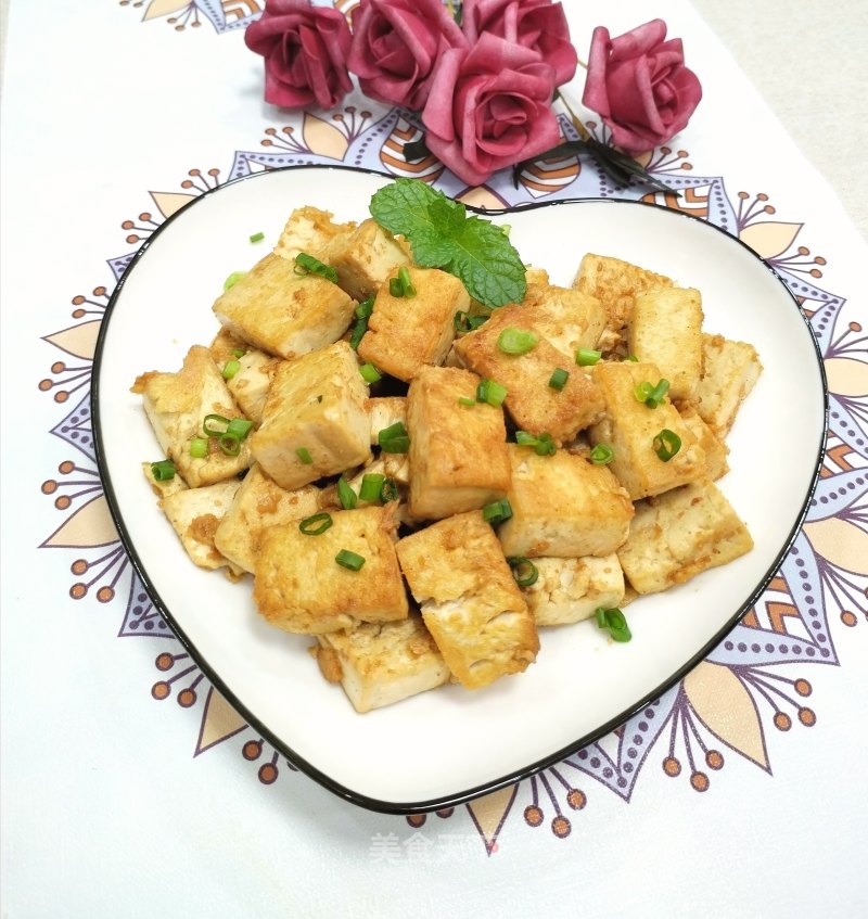 喷鼻煎豆腐的做法