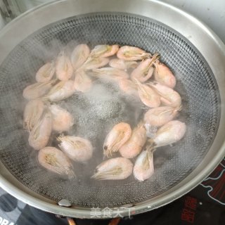菜椒心蘑拌苦虾的做法步调：2