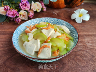 磷虾蒲瓜烧豆腐的做法步调：6